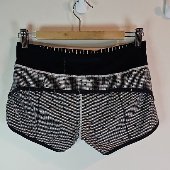 Lululemon Size 4 Black and White Athletic Shorts with Geometric Pattern - Picture 3 of 8